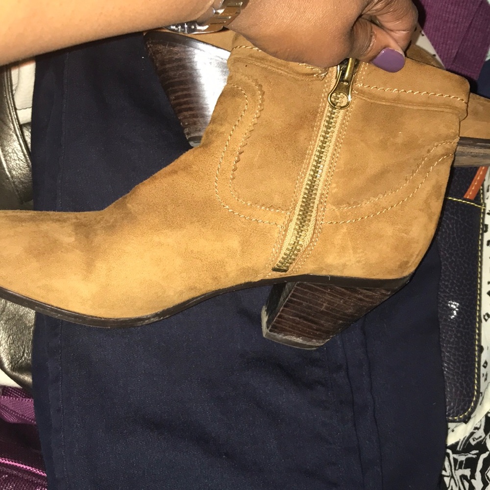 Tassel Booties - Picture 2 of 3